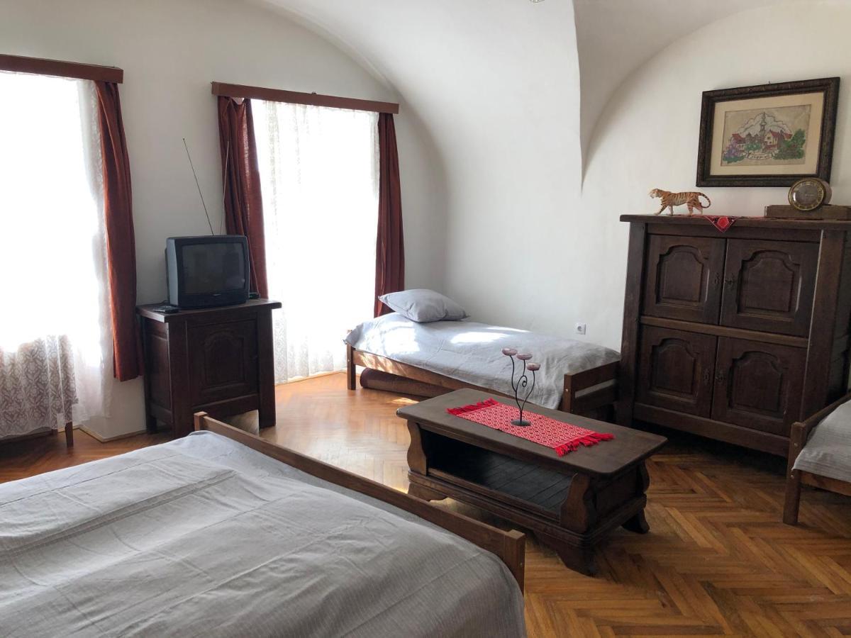 Becsi Utca Apartment